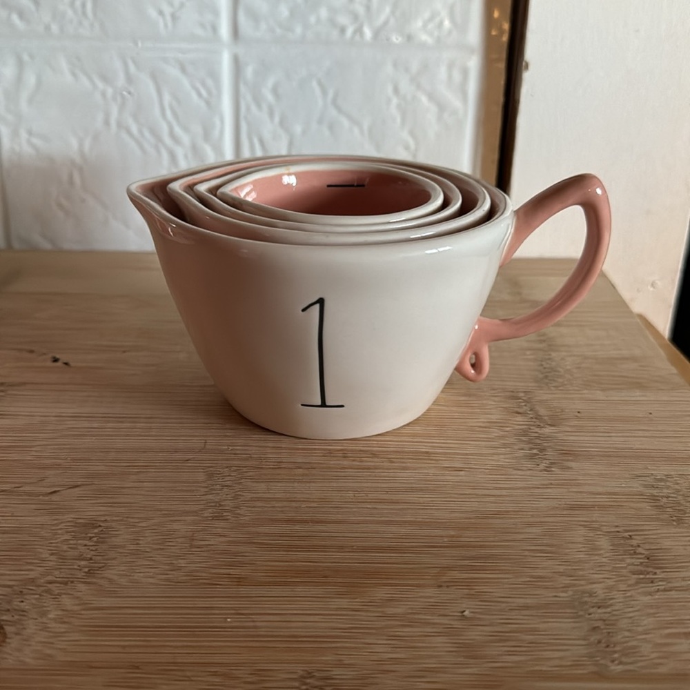 Measuring cups - Picture 3 of 4
